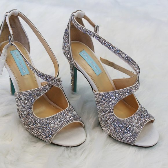 Betsey Johnson Sparkling Size 8 BLING-TASTIC 4" Heels - Picture 6 of 8